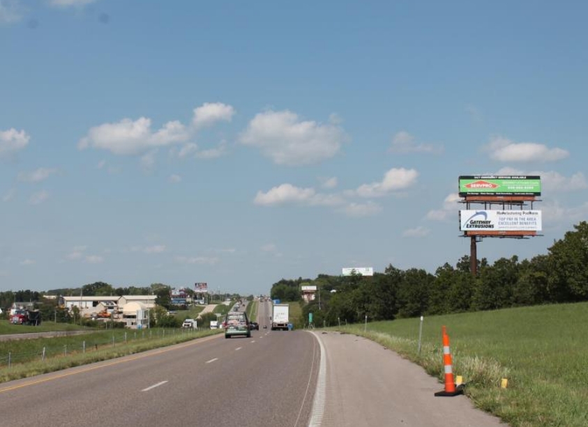 Location photo for W Oak St (St Clair)