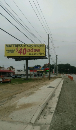 Floyd Rd just south of Forrest Rd - S/F CR Media