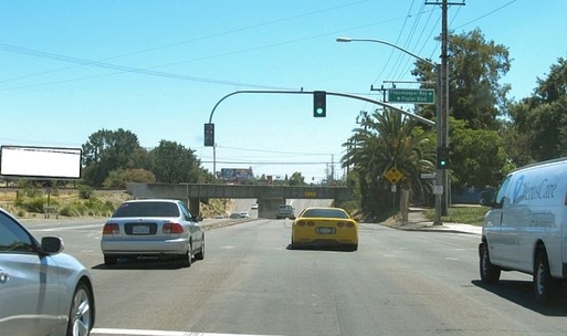 Location photo for Roseville Rd near Watt Ave & Poplar Blvd (NB) (North Highlands)