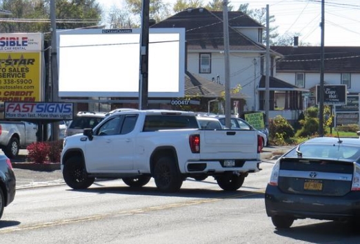 Location photo for Albany Ave near Loughran Park (Kingston)