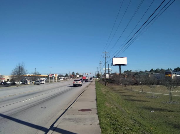 Location photo for S Lake Dr near Red Bank Crossing (Lexington)