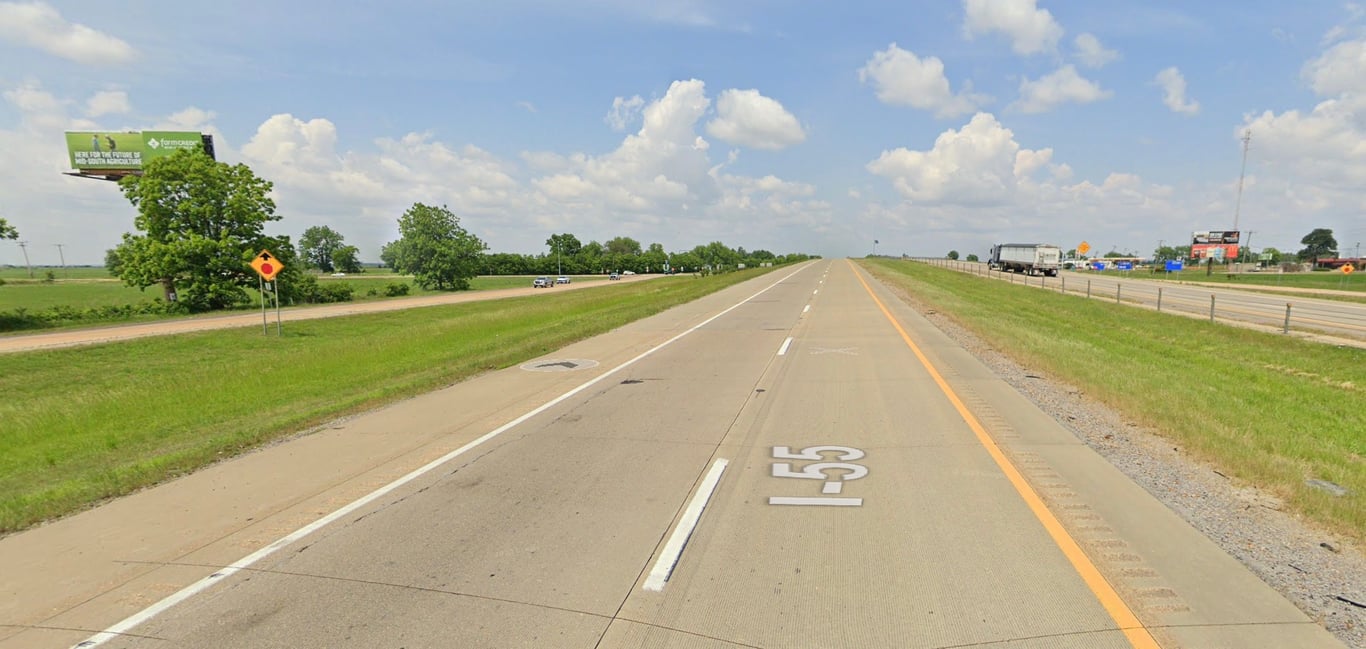 I-55 W/S @ HWY 140 F/S-Short Read due to Trees Media