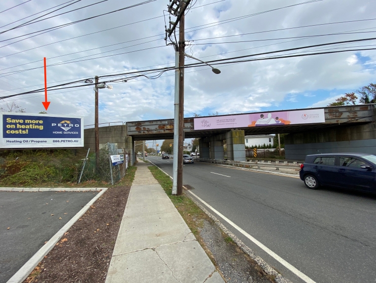 Location photo for Hewlett area: Peninsula Blvd at LIRR overpass, S/O Gibson Blvd facing south