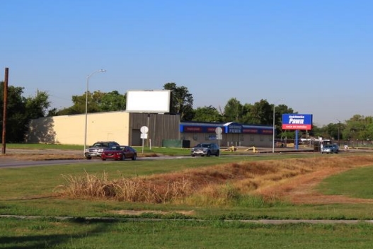 Location photo for Bellfort Ave near Bellfort Ave @ S Wayside Dr, South Side (Houston)