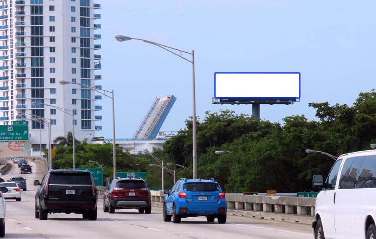 Location photo for NW 2nd St near Lummus Park Historic District, Downtown Miami (Miami)