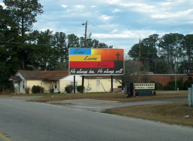 Hwy 527 10ft e/o Memorial dr - S/F RR Media