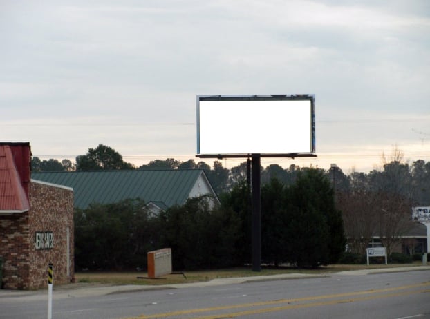 333 Martin Luther King Jr Ave -- 333 Hwy 377 - 0.2mi south of Main St - S/F CR Media