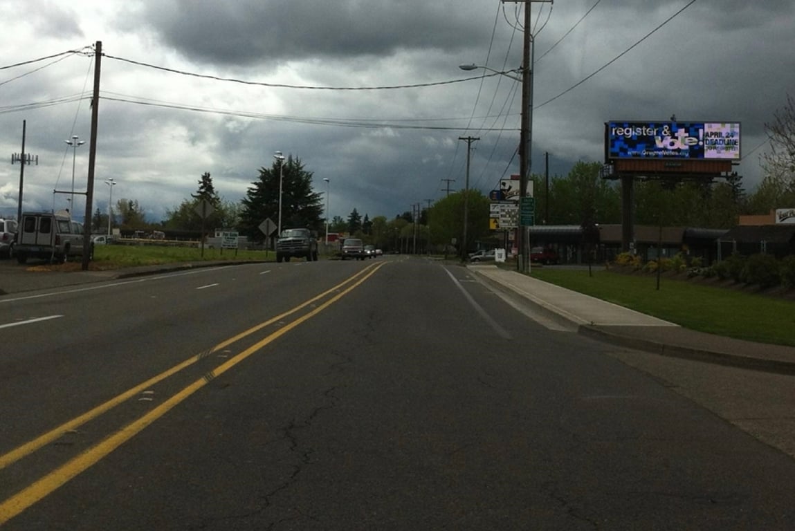 3165 N. RIVER ROAD SALEM Media