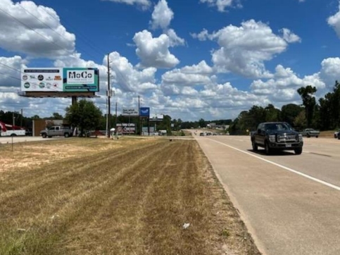 N/S HWY 105, .7M E/O OLD 105 #1 LH FW Media