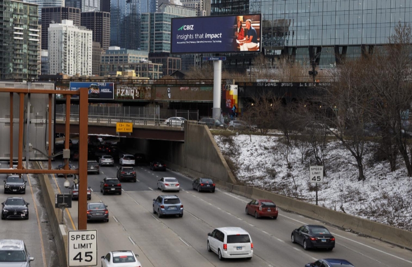 KENNEDY EXWY AT PEORIA, WARD 27