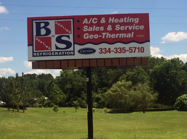 US 331 North - Btwn Jeffcoat St and Cement Plant Road - NB past the water tower at BBQ - N/F RR