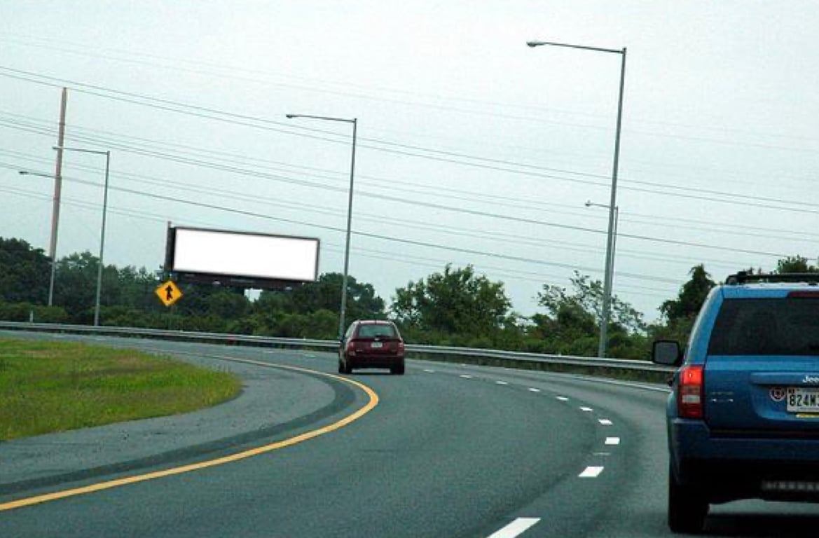 Location photo for Fort Armistead Rd near FORT SMALLWOOD RD & FORT ARMISTEAD RD fs nb, Hawkins Point (Baltimore)