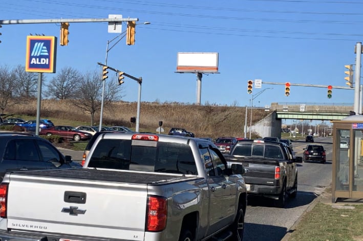 Location photo for Tiedeman Rd near 5170 Tiedeman Rd (Aldi) (Brooklyn)