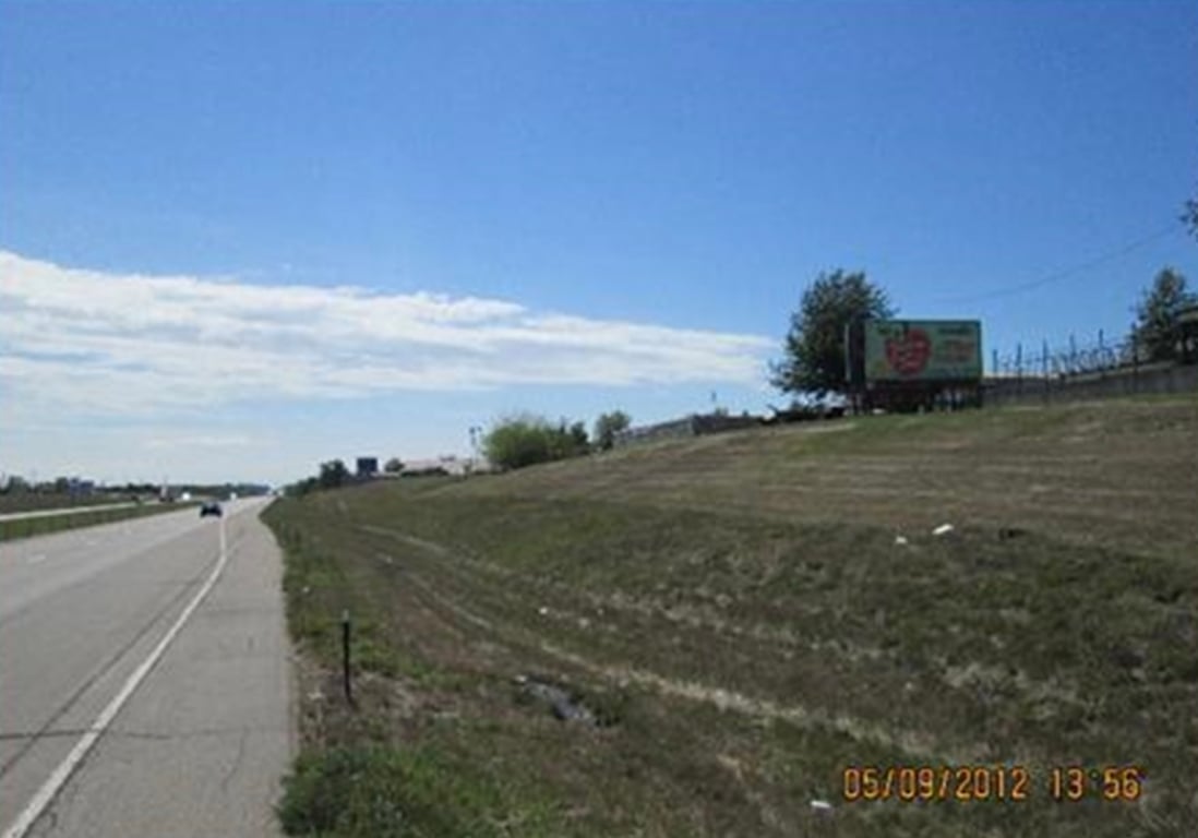 W/S HWY 63 .2 MI S/O RT M S/B Media