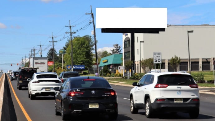 Location photo for US-130 near US-130 810' N of SUBURBAN BLVD (Delran)