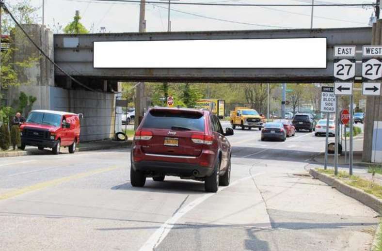 Location photo for Milburn Ave near Baldwin (Baldwin)