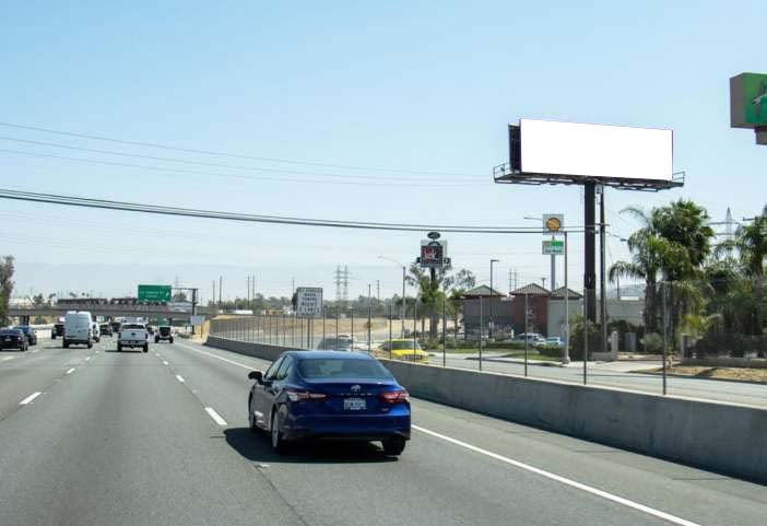 Riverside Fwy (I-215) 865 S/O Iowa Ave (Exit 37) (E/L) F/SW Media