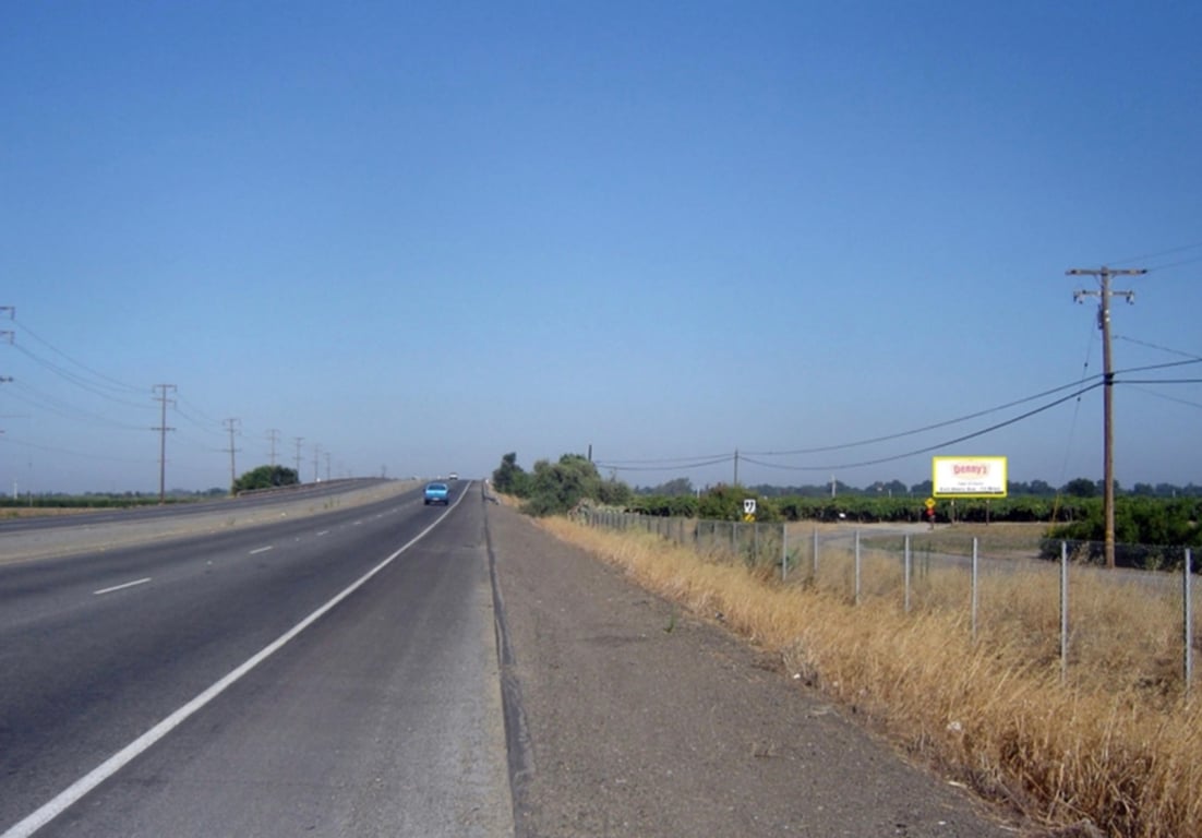 Location photo for Ave 296 (Exeter)