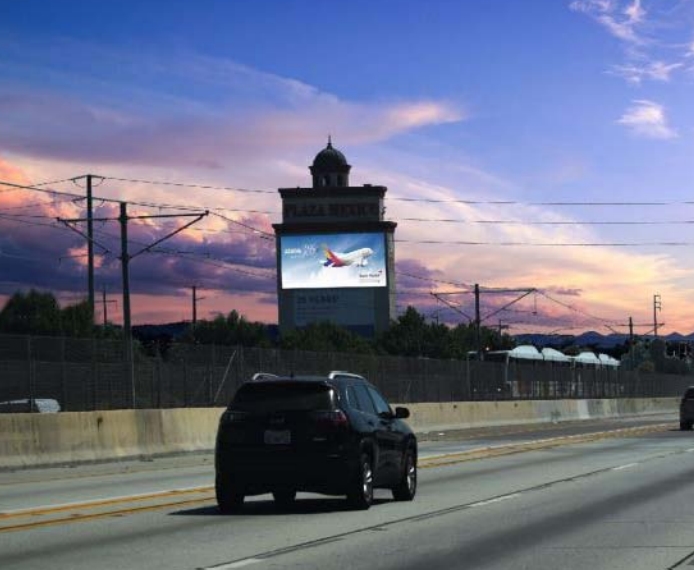 Location photo for Fernwood Ave near Plaza Mexico (Lynwood)