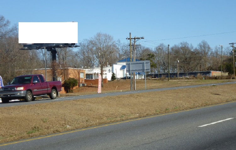 N/S Hwy 74 E, 1.3 M W of Hwy 180 Media