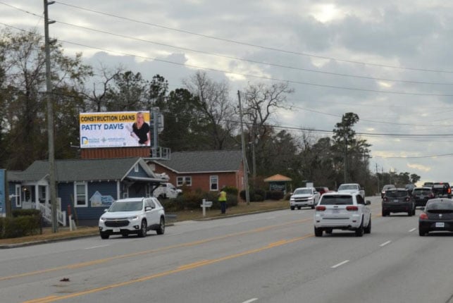 16126 US 17 0.8 mi S/O COUNTRY CLUB RD ES Media