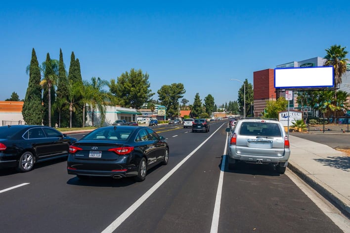 Location photo for Main near E Main St & 1523 (El Cajon)