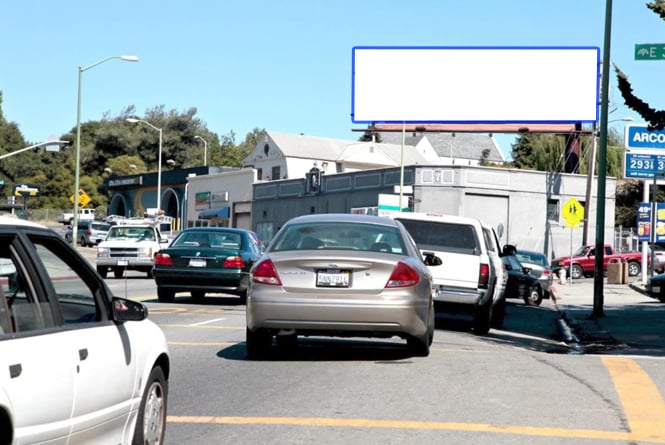 Park Blvd & E 34Th St NE/S F/W Media