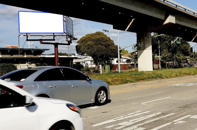 E 12Th 35 ft N/O Derby E/S F/SW Media