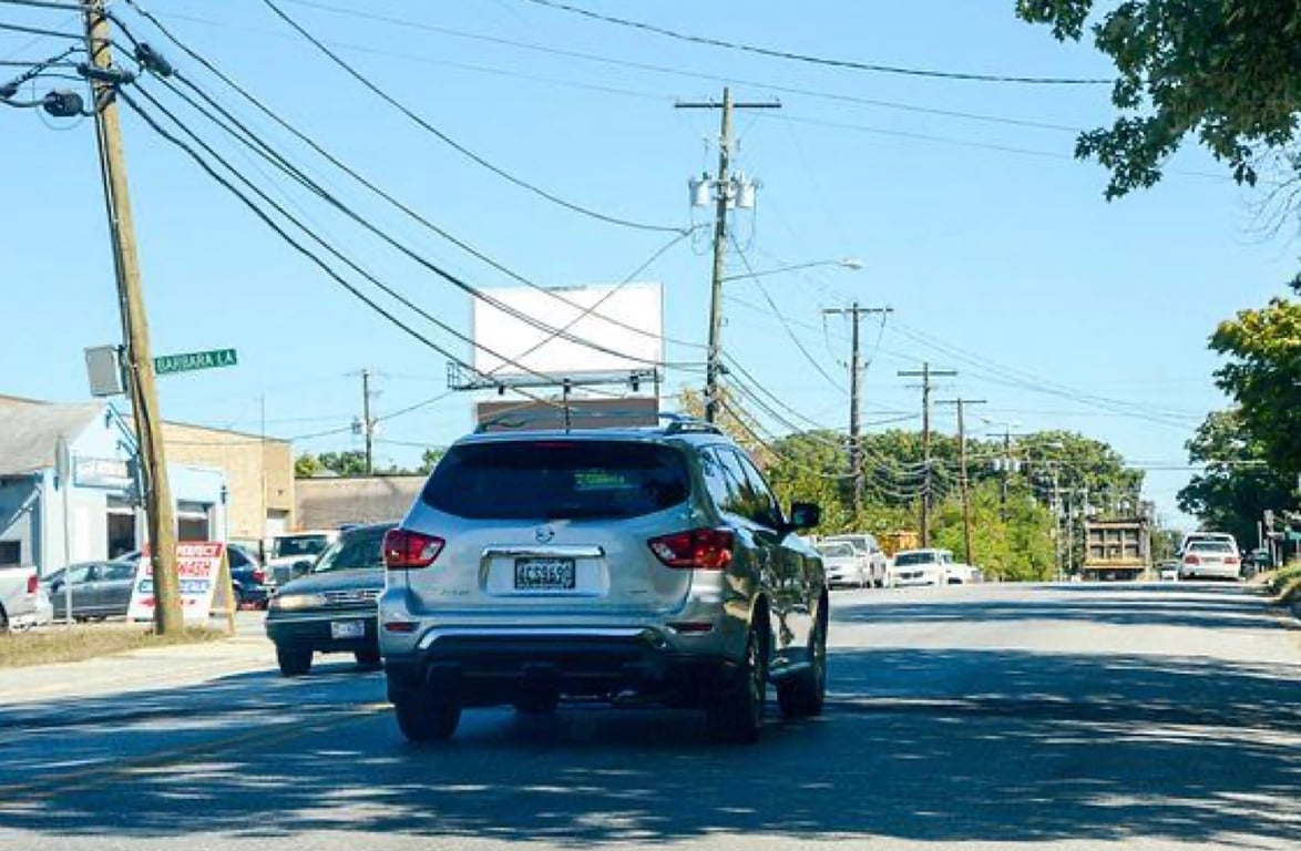 Location photo for Kirby Rd near Pinewood Park (Clinton)