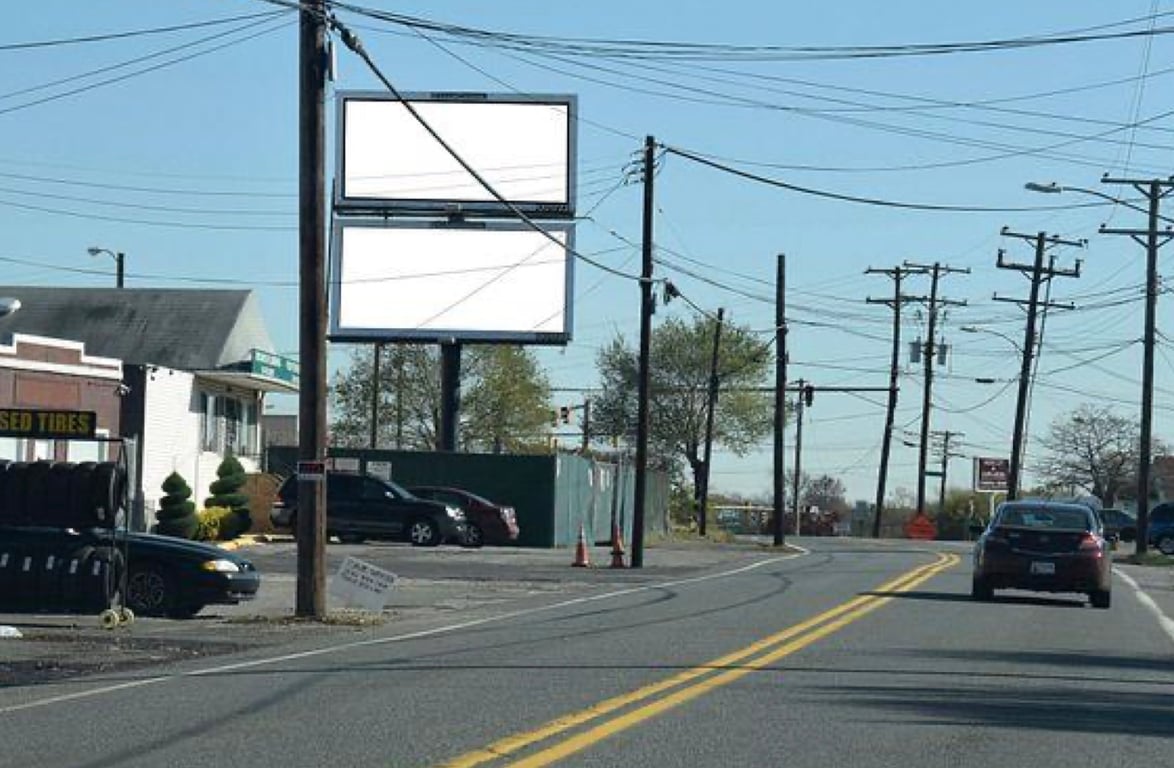 Location photo for Old Silver HIll Rd NS 400ft W/O Silver HIll Rd - F/W