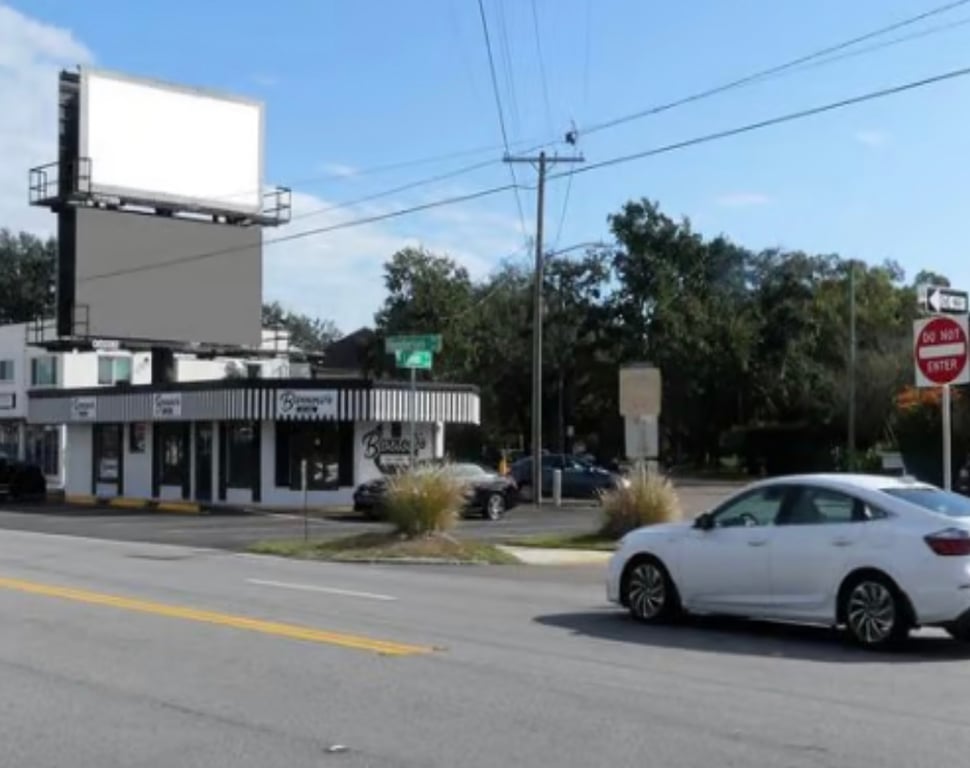 Location photo for W Lykes Ave near Bay Area Modern Medical Center, South Tampa (Tampa)