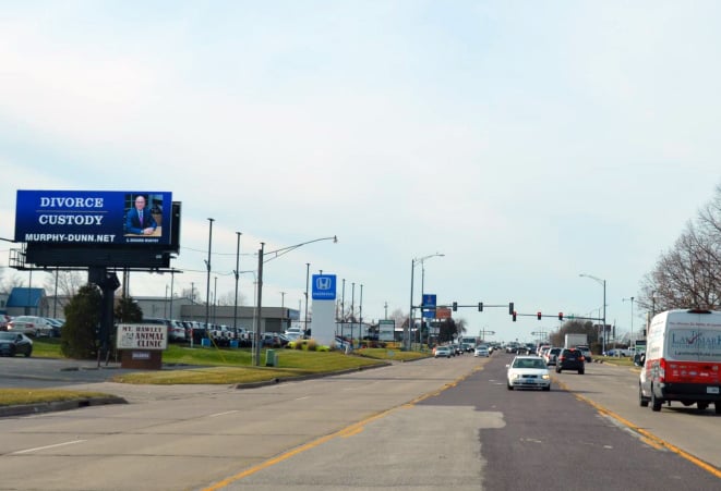 836 Pioneer Pkwy W 425 ft E/O Hale Ave SS Media