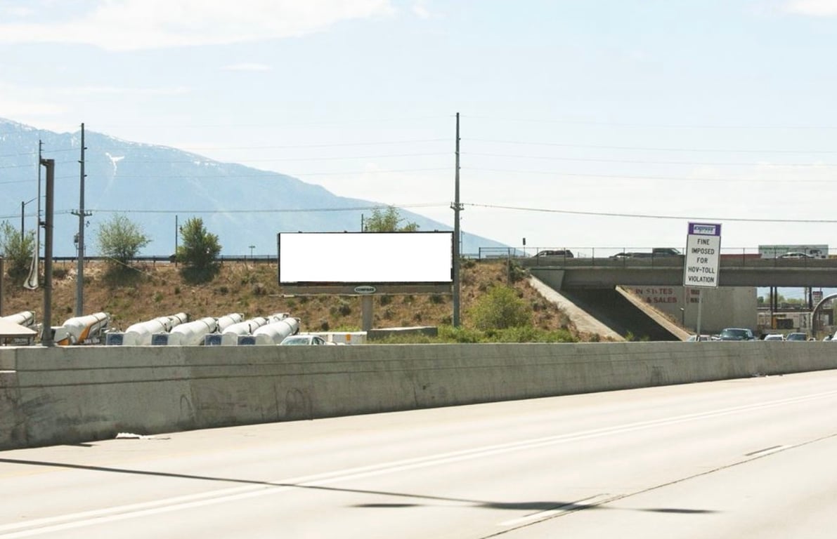 ES I-15 3800 S 300 W NF XR Media