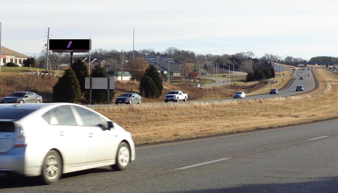 Location photo for NE Lakewood Way near White Oak Psychiatric Services (Lee's Summit)