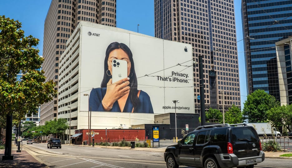 Location photo for Olive St near Pearl/Arts District Station, Dallas Downtown Historic District (Dallas)