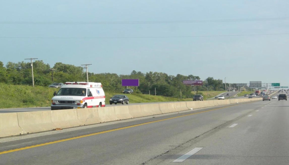 Location photo for E Frontage Rd near Truman's Marketplace (Grandview)