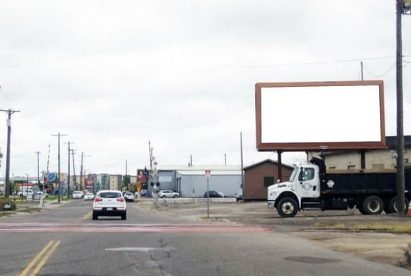 Location photo for Wilder St near Merriam Station Community Garden, Merriam Park West (St Paul)