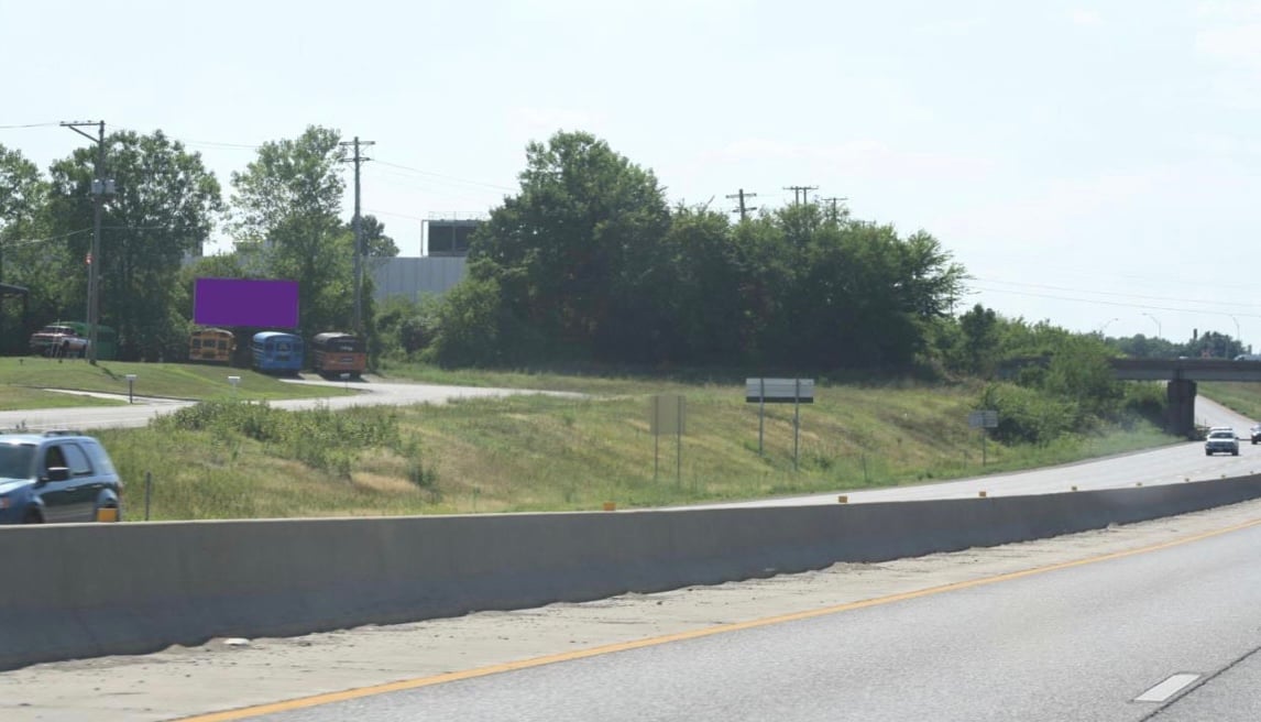 Location photo for SE Oldham Pkwy near Summit Waves (Lee's Summit)