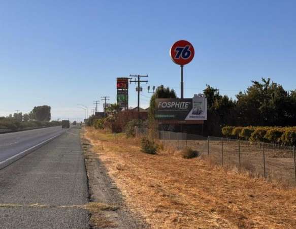 Hwy 99 WL 1300' n/o Avenue 16 Media