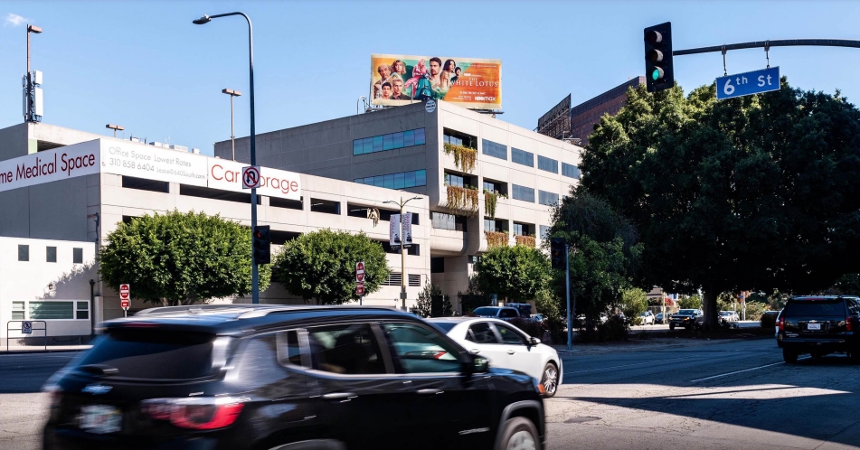 Location photo for S San Vicente Blvd near Beverly Hills Sign, Central LA (Los Angeles)