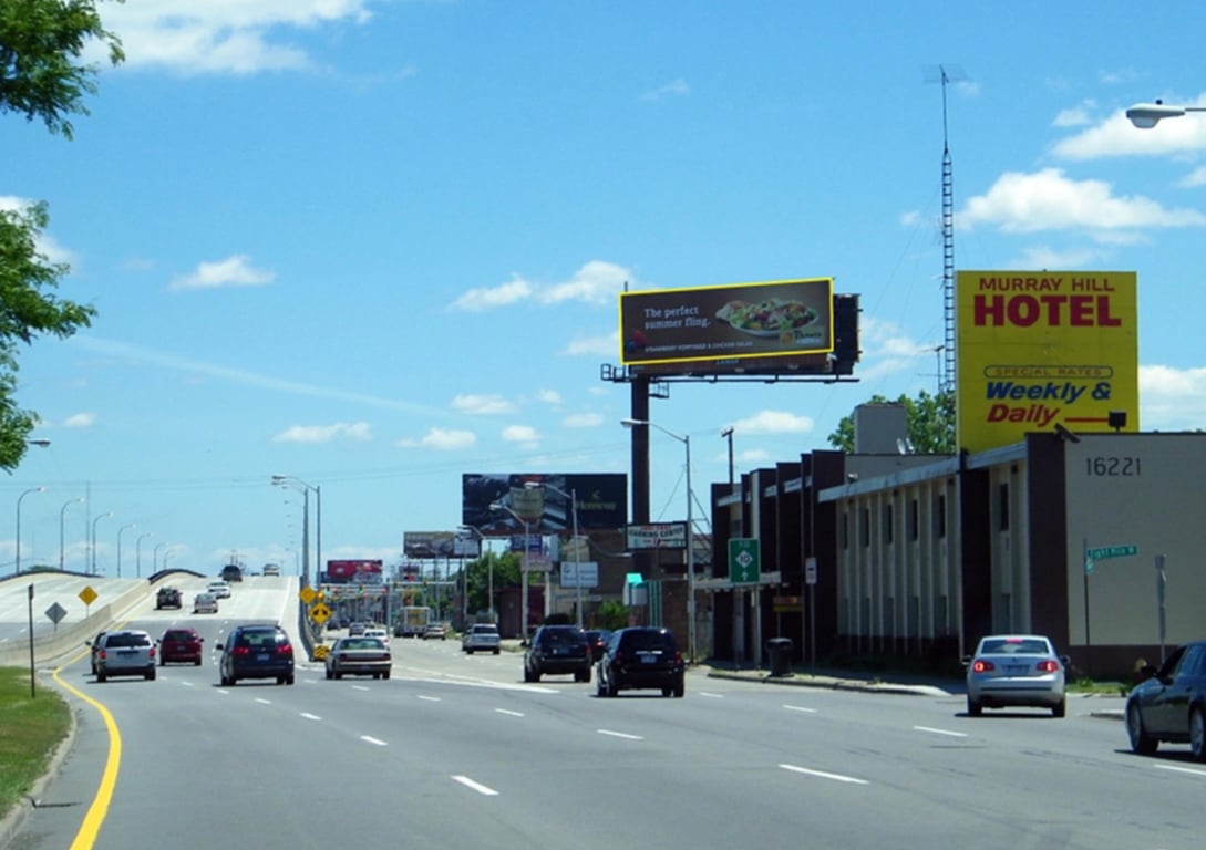 Location photo for 8 Mile Service Rd near 8 Mile & Ferguson, Greenfield (Detroit)