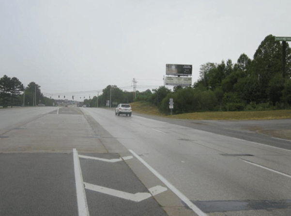 SR 192 300 ft N/O SR 229 NS F/E Media