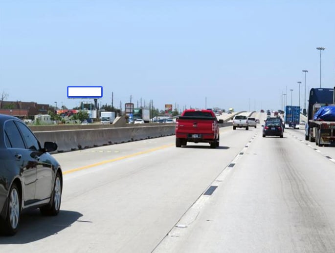 15711 I-45 N S/O Richey Rd Media