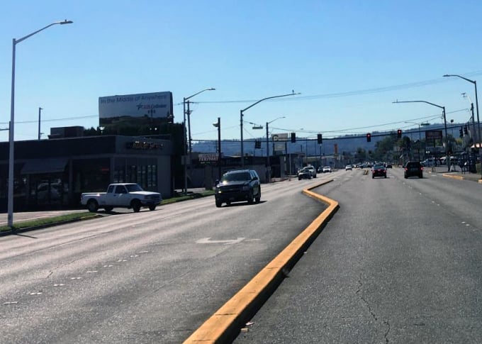 15TH ST EL 130' N/O HEMLOCK Media