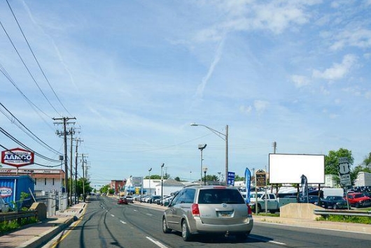 Location photo for Washington Blvd near 2nd St / Main St (Laurel)