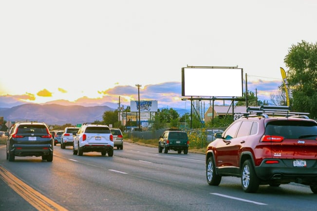 W Hampden 2391 Ns .40 mi E/O Bryant F/E Media