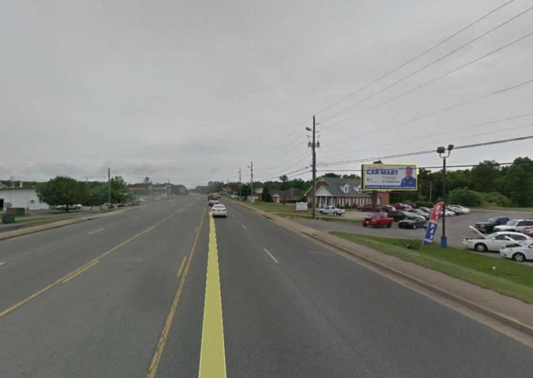 JACKSON ST E/S 725' S/O LEDFORD MILL RD F/S Media