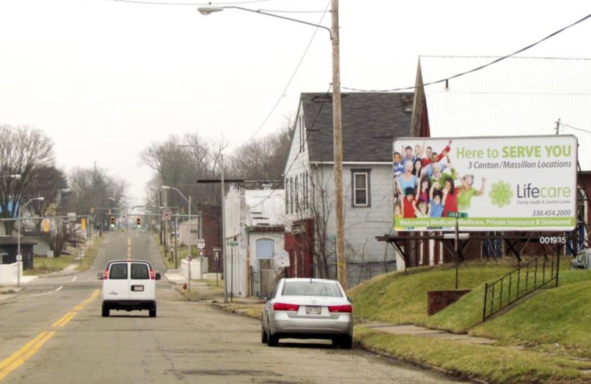 Location photo for E Tuscarawas St and 2nd St NE (Canton)