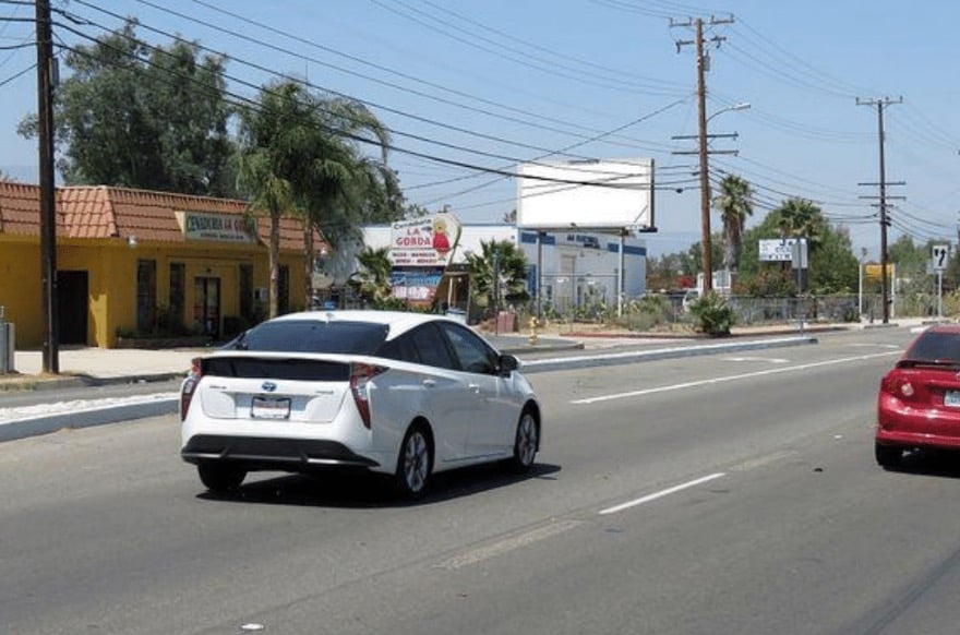 Location photo for Cedar Ave near Cedar Avenue Shopping Center (Bloomington)