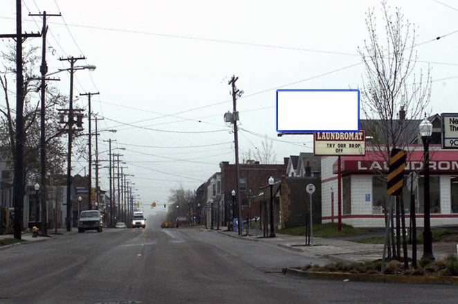 Location photo for Fulton St E near Fulton/Eastern (WB), East Hills (Grand Rapids)